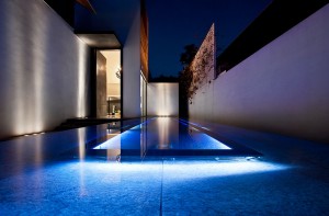 sleek-pool-design