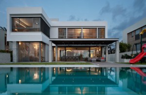 two-story-modern-home